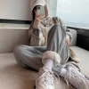 Fleece waffle casual sweatpants for women in autumn and winter, loose tight-fitting sportswear, cross-border women's clothing wholesale on eBay Application Scenario